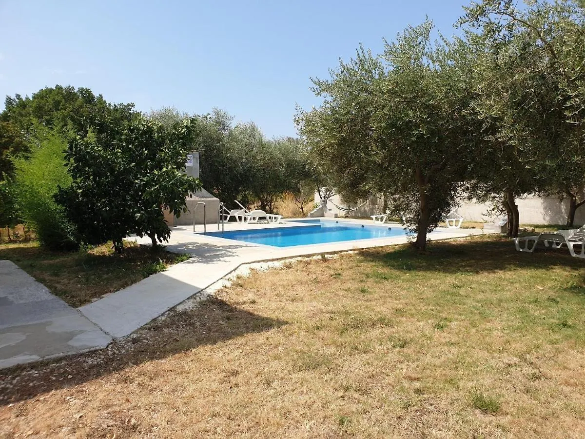 Apartment In Holiday Home With Pool