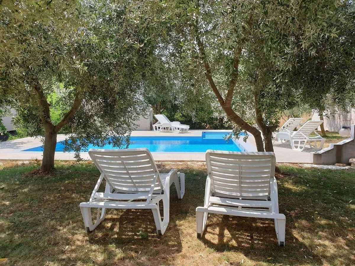 Apartment In Holiday Home With Pool  Banjole